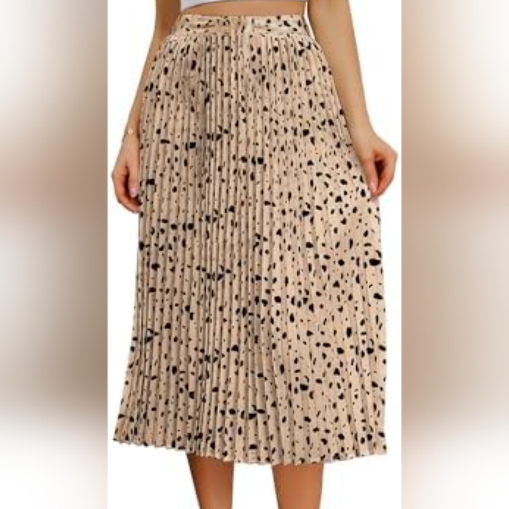 Sweet Rain Cream and Black Polka Dot Pencil Skirt